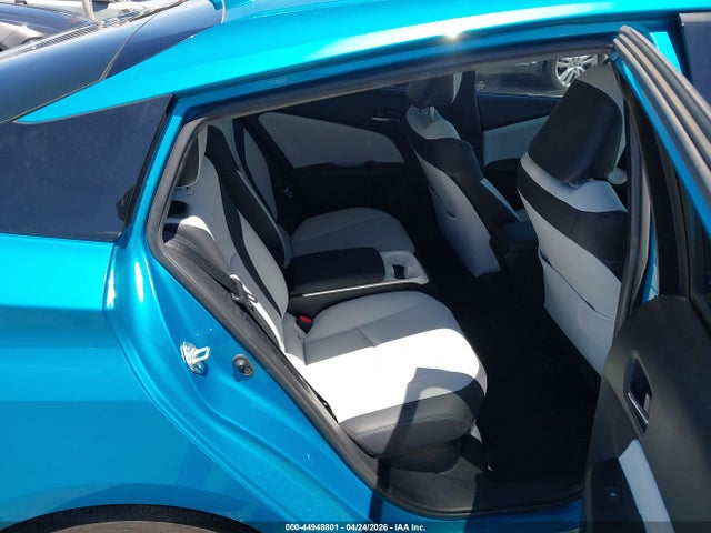 Toyota Prius Prime Advanced 2017 JTDKARFP2H3042341 Image 8