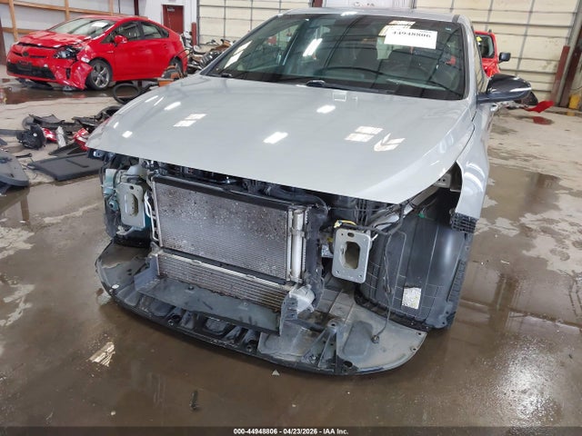 2020 Hyundai Elantra Gt N Line მანქანა იყიდება აუქციონზე, vin: KMHH55LC7LU132866, აუქციონის ნომერი: 44948806