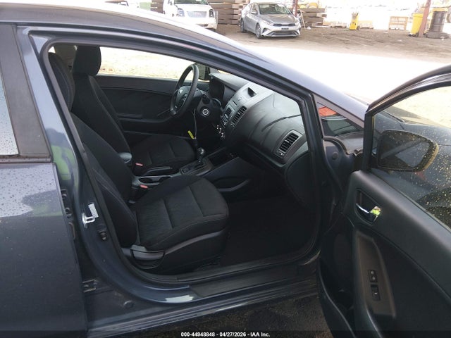 Продажа на аукционе авто 2016 Kia Forte Lx, vin: KNAFK4A64G5571872, номер лота: 44948848