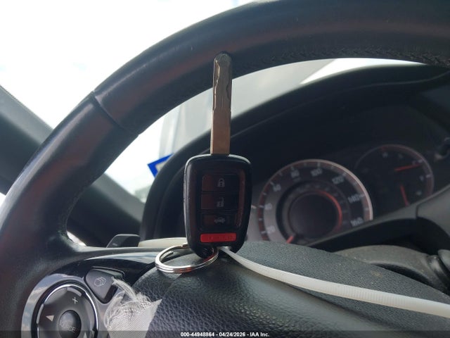 44948864 :رقم المزاد ، 1HGCR2F53GA241915 vin ، 2016 Honda Accord Sport مزاد بيع