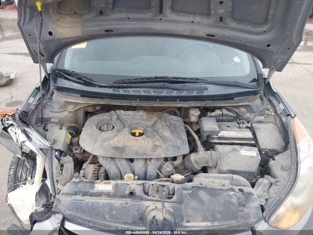 44948869 :رقم المزاد ، KMHDH4AE6CU197972 vin ، 2012 Hyundai Elantra Gls (ulsan Plant) مزاد بيع
