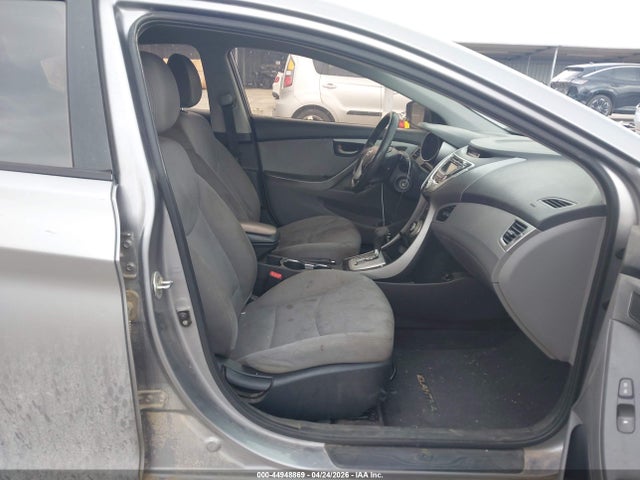44948869 :رقم المزاد ، KMHDH4AE6CU197972 vin ، 2012 Hyundai Elantra Gls (ulsan Plant) مزاد بيع
