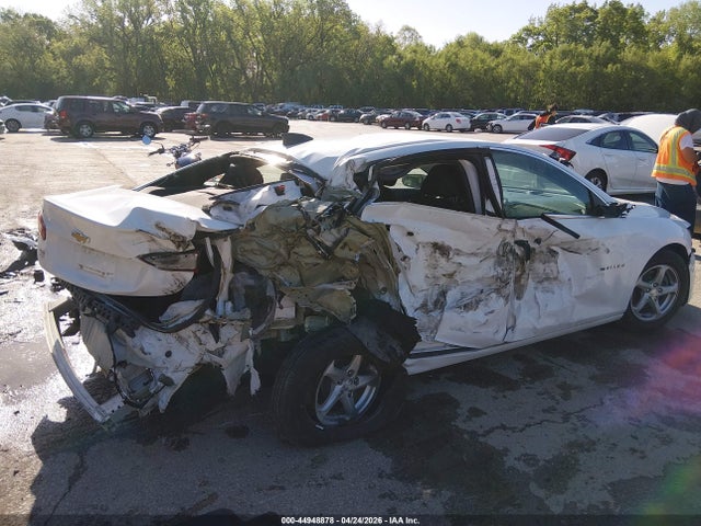 Продажа на аукционе авто 2018 Chevrolet Malibu 1ls, vin: 1G1ZB5ST4JF208346, номер лота: 44948878