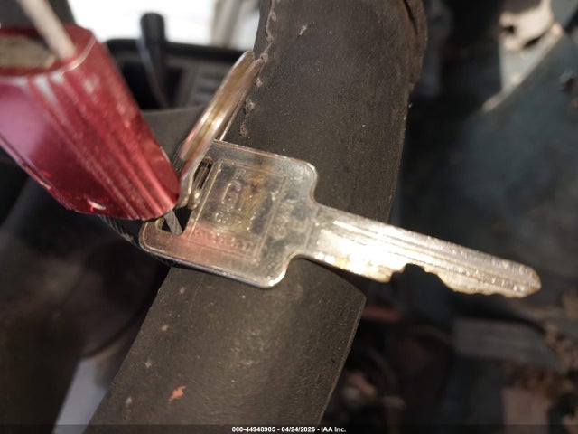 44948905 :رقم المزاد ، 2GCEC19H2N1217055 vin ، 1992 Chevrolet Gmt-400 C1500 مزاد بيع