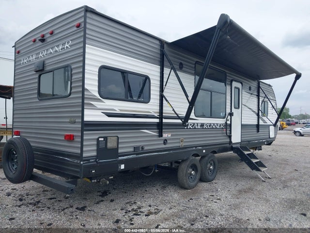 44948931 :رقم المزاد ، 5SFEB3423NE510752 vin ، 2022 Heartland Trail Runner Series مزاد بيع