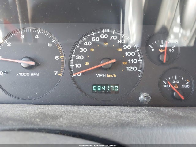 Auction sale of the 2001 Jeep Grand Cherokee Laredo, vin: 1J4GW48S51C636370, lot number: 44948943