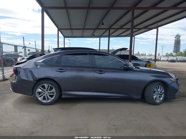 44948957 :رقم المزاد ، 1HGCV1F36JA132411 vin ، 2018 Honda Accord Sport مزاد بيع