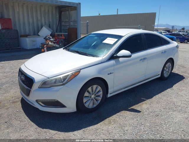 Продажа на аукционе авто 2016 Hyundai Sonata Hybrid Se, vin: KMHE24L19GA011834, номер лота: 44949006