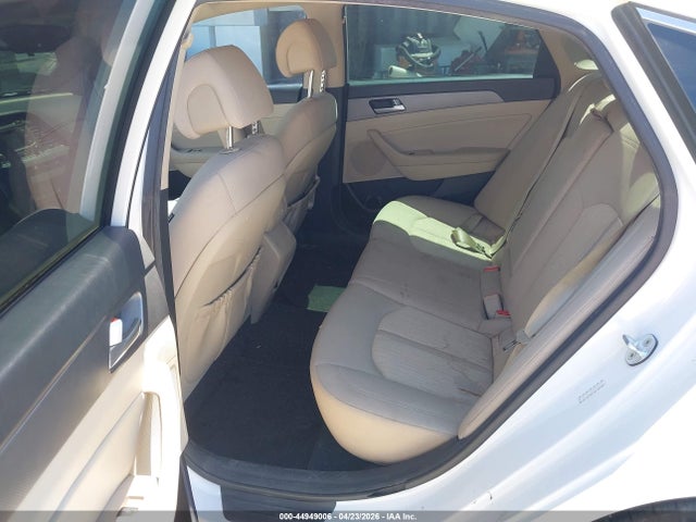 Продажа на аукционе авто 2016 Hyundai Sonata Hybrid Se, vin: KMHE24L19GA011834, номер лота: 44949006