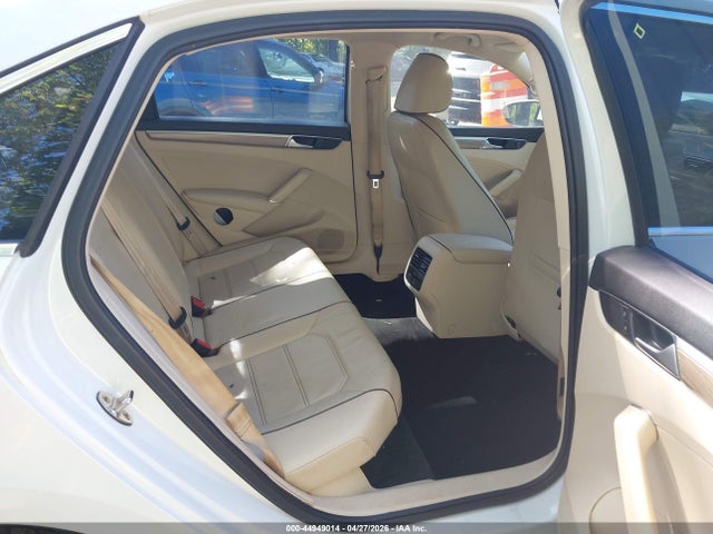 Aukcja sprzedaży 2016 Volkswagen Passat 1.8t Se, vin: 1VWBT7A30GC008848, numer aukcji: 44949014