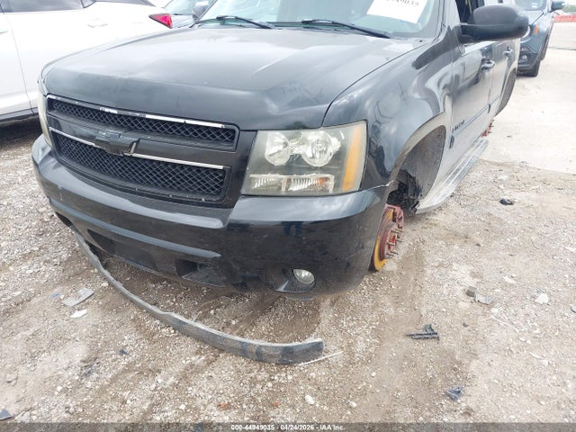 44949035 :رقم المزاد ، 1GNFC13048R148878 vin ، 2008 Chevrolet Tahoe Lt مزاد بيع