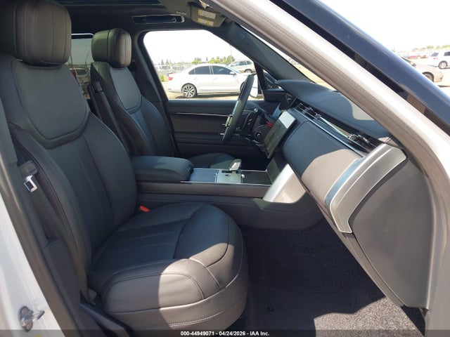 2025 Land Rover Range Rover P400 Se 7 Seat მანქანა იყიდება აუქციონზე, vin: SALKPBFUXSA276511, აუქციონის ნომერი: 44949071