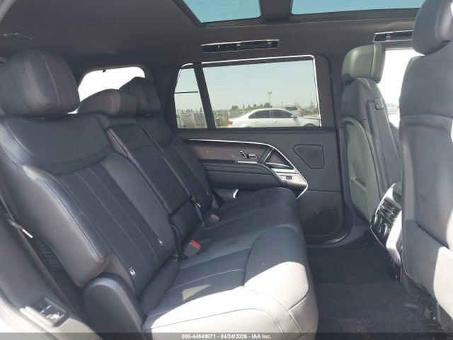 2025 Land Rover Range Rover P400 Se 7 Seat მანქანა იყიდება აუქციონზე, vin: SALKPBFUXSA276511, აუქციონის ნომერი: 44949071