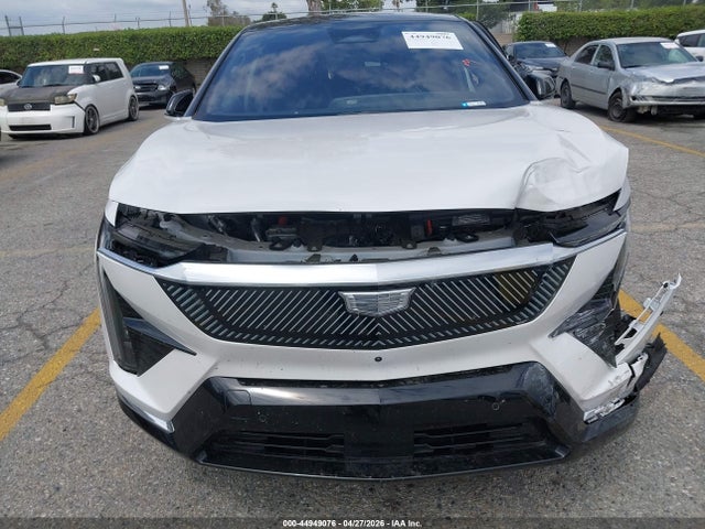 Продажа на аукционе авто 2025 Cadillac Optiq Luxury 1 Awd, vin: 3GYK3BMR8SS189992, номер лота: 44949076