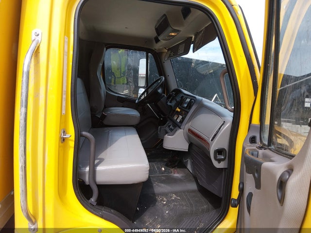 44949092 :رقم المزاد ، 3ALACXDT9FDGA9082 vin ، 2015 Freightliner M2 106 Medium Duty مزاد بيع
