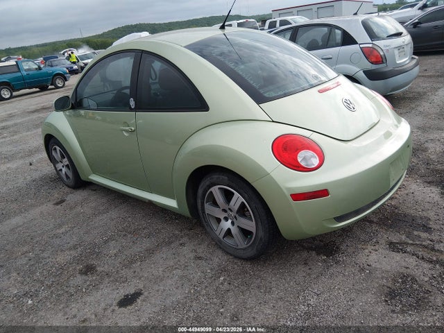 Aukcja sprzedaży 2006 Volkswagen New Beetle 2.5, vin: 3VWPW31C36M411855, numer aukcji: 44949099