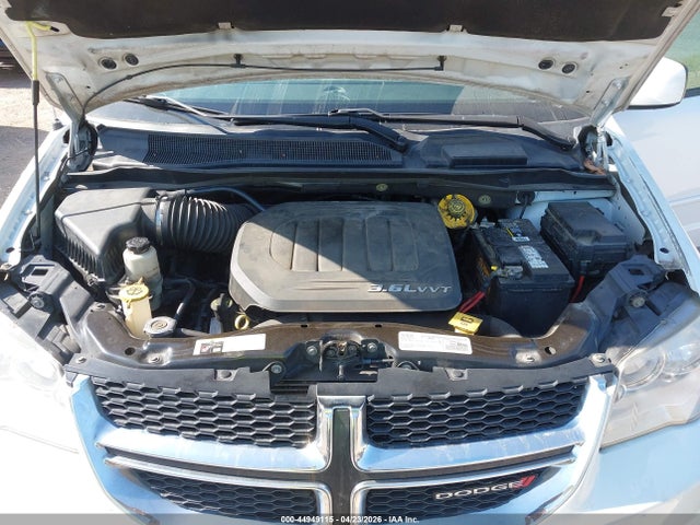 Продажа на аукционе авто 2017 Dodge Grand Caravan Se Plus, vin: 2C4RDGBGXHR706456, номер лота: 44949115