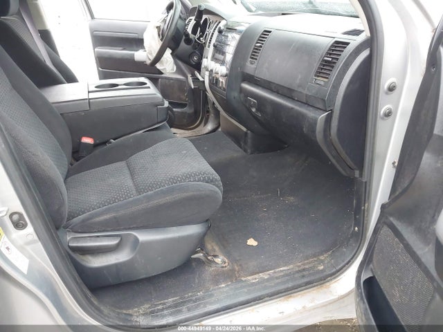 44949149 :رقم المزاد ، 5TFBV54108X049986 vin ، 2008 Toyota Tundra Base 5.7l V8 مزاد بيع