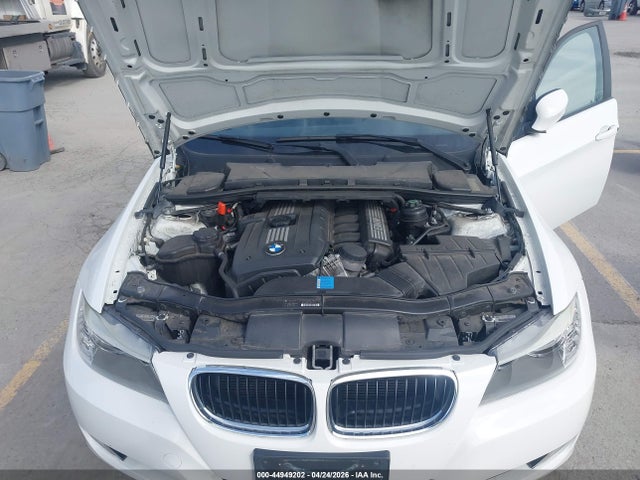 44949202 :رقم المزاد ، WBAPH7G55ANM52884 vin ، 2010 Bmw 328i مزاد بيع