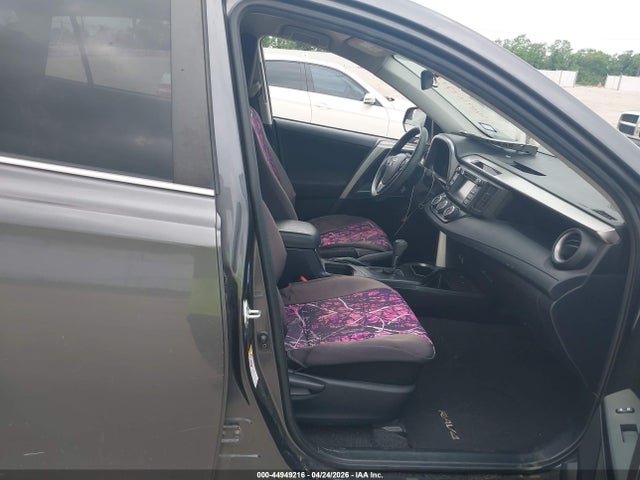 Toyota RAV4 LE 2017 JTMZFREV5HJ109347 Image 5