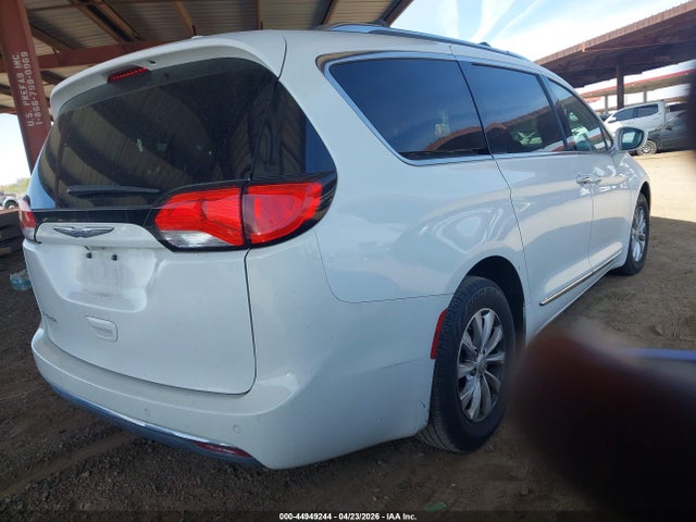 Продаж на аукціоні авто 2018 Chrysler Pacifica Touring L, vin: 2C4RC1BGXJR144046, номер лоту: 44949244