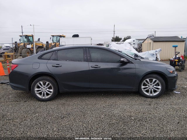 1G1ZD5ST3JF224631 Chevrolet MALIBU LT