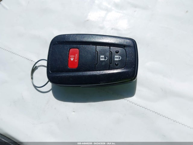 2T3RWRFV8LW098983 Toyota Rav4 Hybrid Xle
