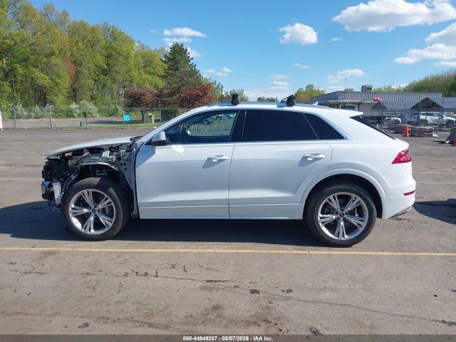 Продаж на аукціоні авто 2023 Audi Q8 Premium 55 Tfsi Quattro Tiptronic, vin: WA1AVBF13PD021701, номер лоту: 44949287