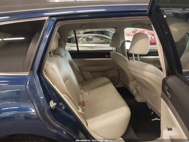 2011 Subaru Outback 2.5i Premium მანქანა იყიდება აუქციონზე, vin: 4S4BRBCC6B3421010, აუქციონის ნომერი: 44949334