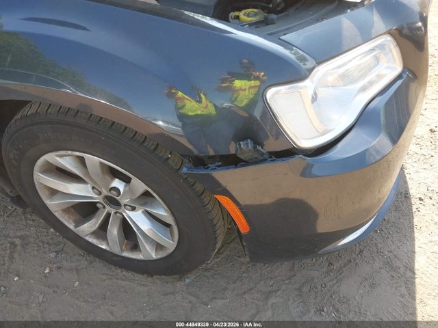 Продаж на аукціоні авто 2015 Chrysler 300 Limited, vin: 2C3CCAAG9FH930168, номер лоту: 44949339