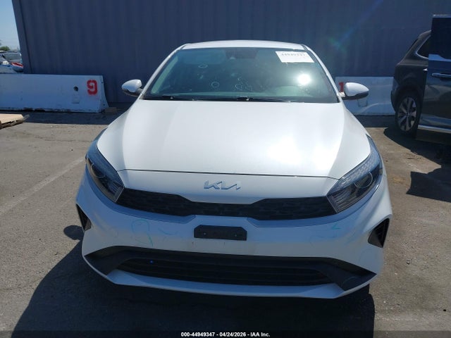 Продажа на аукционе авто 2022 Kia Forte Lxs, vin: 3KPF24AD8NE494460, номер лота: 44949347