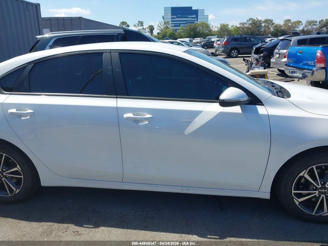 Продажа на аукционе авто 2022 Kia Forte Lxs, vin: 3KPF24AD8NE494460, номер лота: 44949347