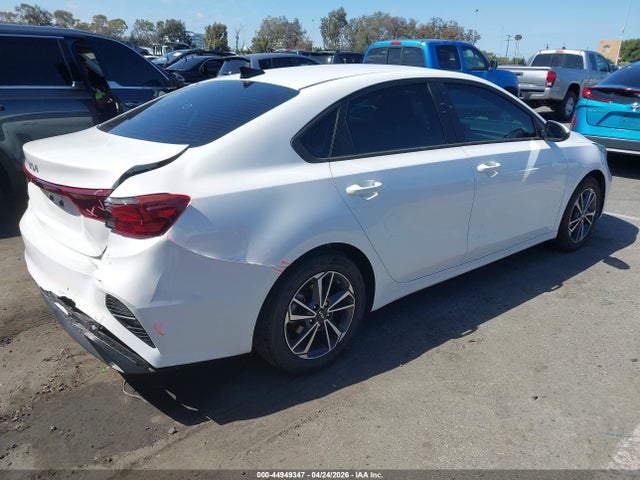 Продажа на аукционе авто 2022 Kia Forte Lxs, vin: 3KPF24AD8NE494460, номер лота: 44949347