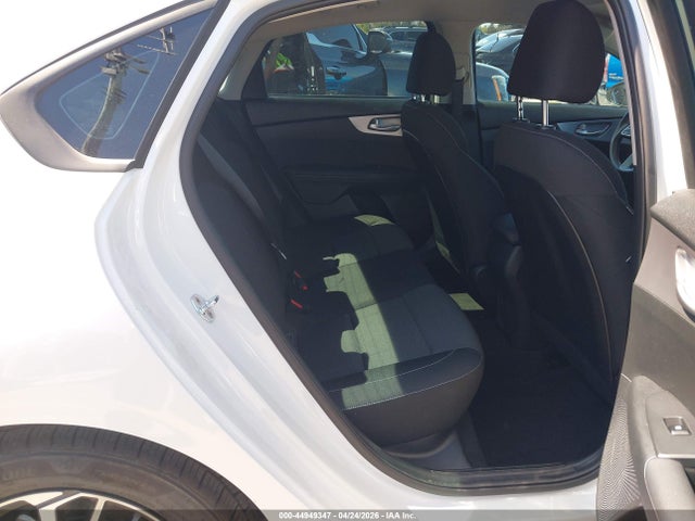 Продажа на аукционе авто 2022 Kia Forte Lxs, vin: 3KPF24AD8NE494460, номер лота: 44949347