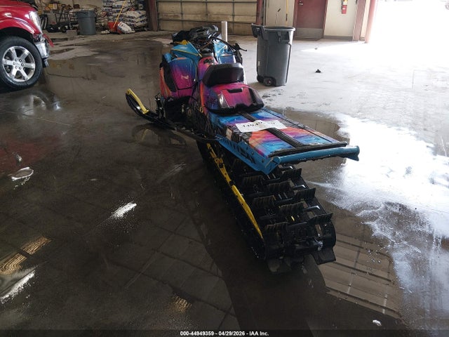 Skidoo Summit 850 2018 2BPSCFJH2JV000068 Image 3