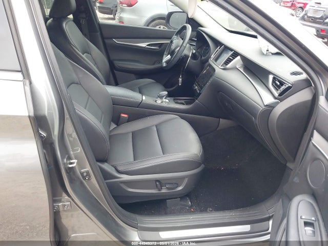 44949372 :رقم المزاد ، 3PCAJ5M15LF100442 vin ، 2020 Infiniti Qx50 Pure مزاد بيع