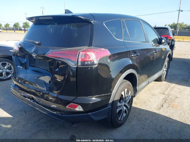 Toyota RAV4 LE 2018 2T3ZFREV7JW425310 Image 4