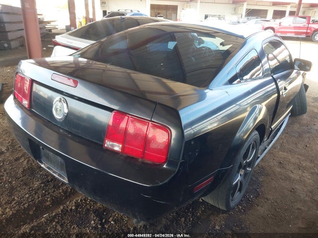 Продаж на аукціоні авто 2005 Ford Mustang V6 Deluxe/v6 Premium, vin: 1ZVFT80N355223099, номер лоту: 44949392