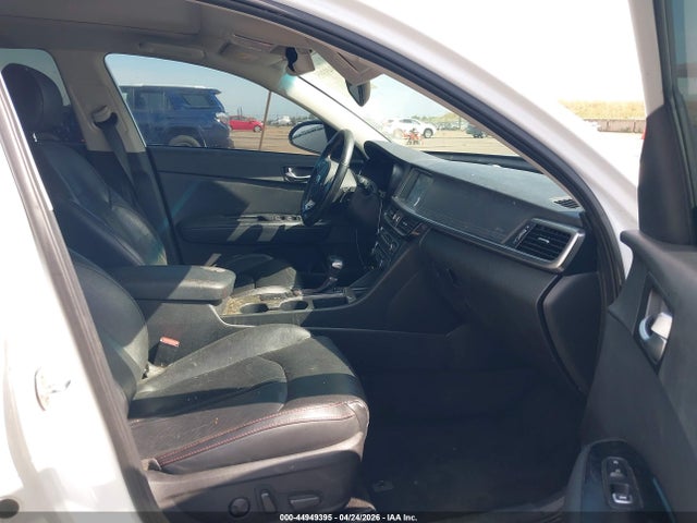 5XXGW4L21JG225237 KIA Optima Sx Turbo