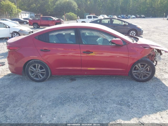 2017 Hyundai Elantra Se მანქანა იყიდება აუქციონზე, vin: KMHD84LF2HU137488, აუქციონის ნომერი: 44949400