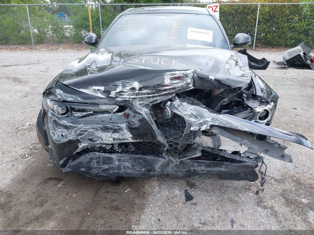Продажа на аукционе авто 2020 Alfa Romeo Giulia Ti Rwd, vin: ZARFAMBN8L7630163, номер лота: 44949456