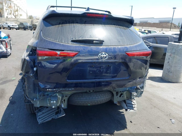 5TDCZRAH5LS017440 Toyota Highlander L