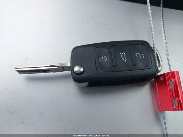 3VW2K7AJ1EM208974 Volkswagen Jetta 2.0l S