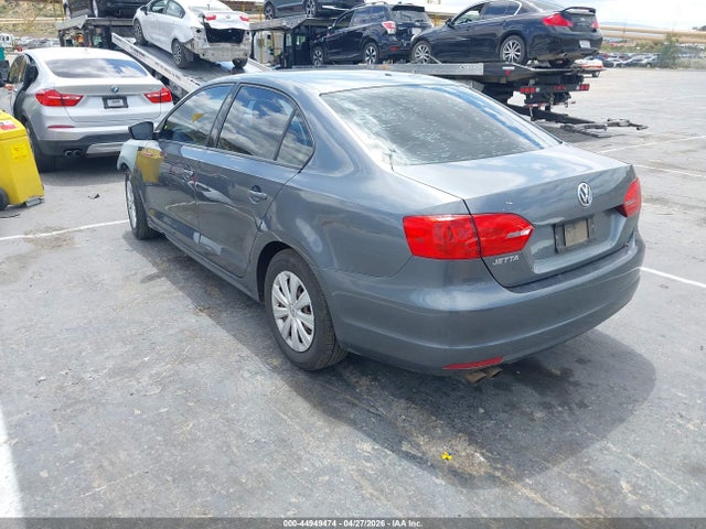 3VW2K7AJ1EM208974 Volkswagen Jetta 2.0l S