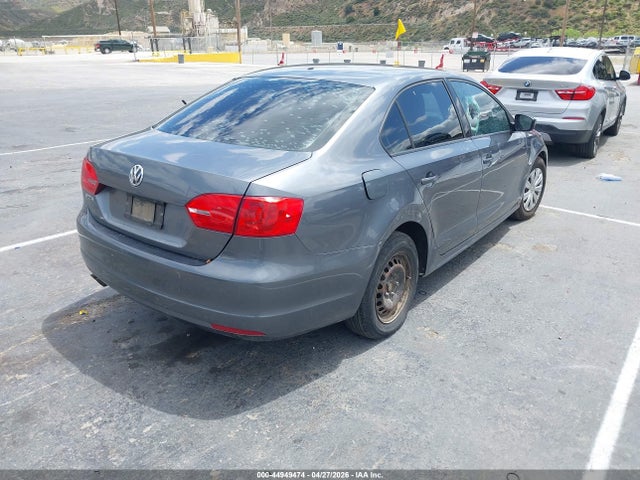 3VW2K7AJ1EM208974 Volkswagen Jetta 2.0l S
