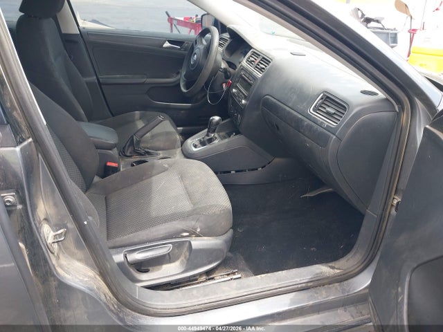 3VW2K7AJ1EM208974 Volkswagen Jetta 2.0l S