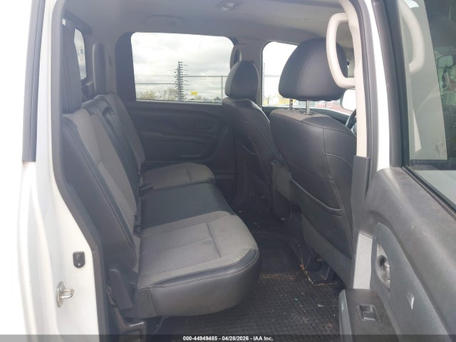 2017 Nissan Titan S მანქანა იყიდება აუქციონზე, vin: 1N6AA1EK3HN527091, აუქციონის ნომერი: 44949485