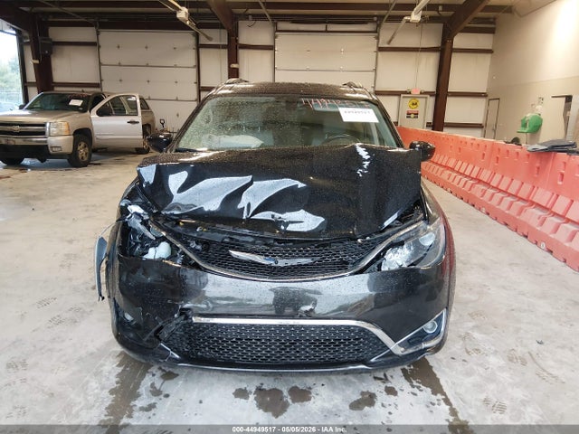 Aukcja sprzedaży 2017 Chrysler Pacifica Touring-l, vin: 2C4RC1BG4HR530150, numer aukcji: 44949517