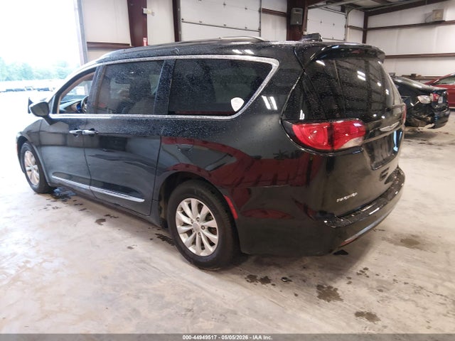 Aukcja sprzedaży 2017 Chrysler Pacifica Touring-l, vin: 2C4RC1BG4HR530150, numer aukcji: 44949517
