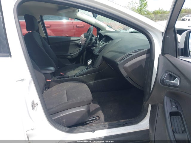 Продажа на аукционе авто 2016 Ford Focus Se, vin: 1FADP3F27GL310152, номер лота: 44949518